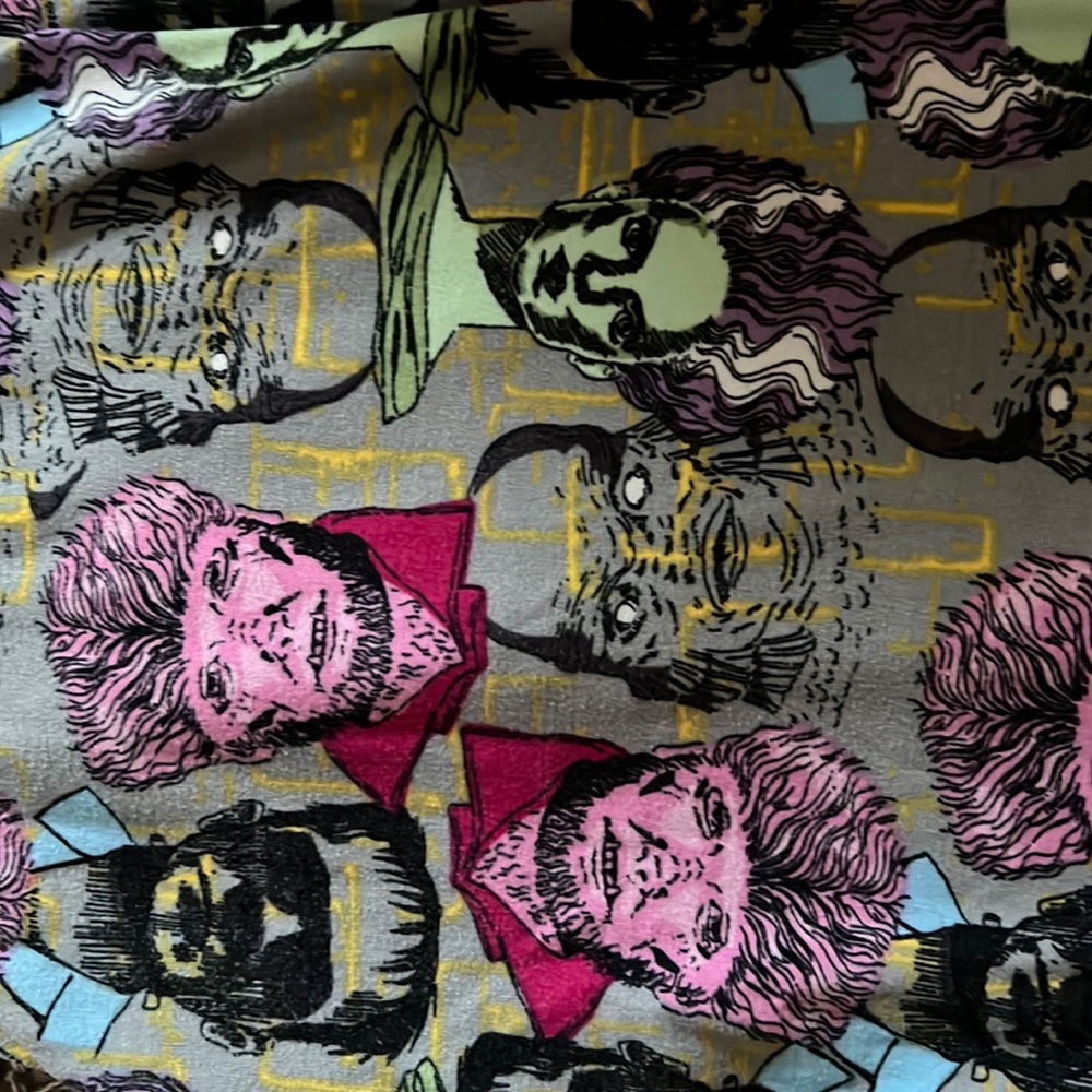 Lularoe monster mash leggings one size